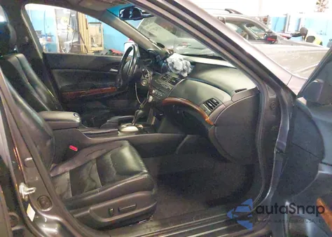 2011 Honda Accord 2.4 Ex-L из США, поврежденный, VIN 1HGCP2F84BA018954